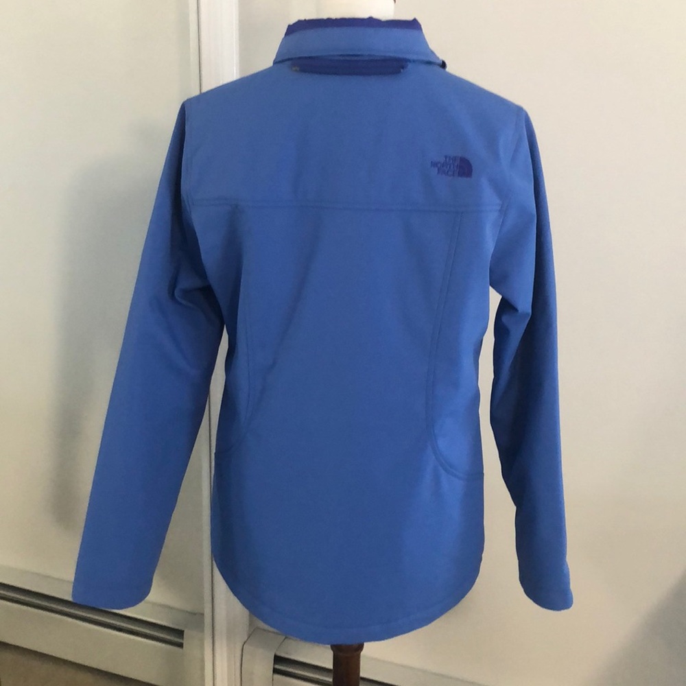 Northface Winter Jacket Size Large. - image 5